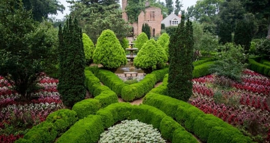 Lush green gardens at the Barnsley Resort