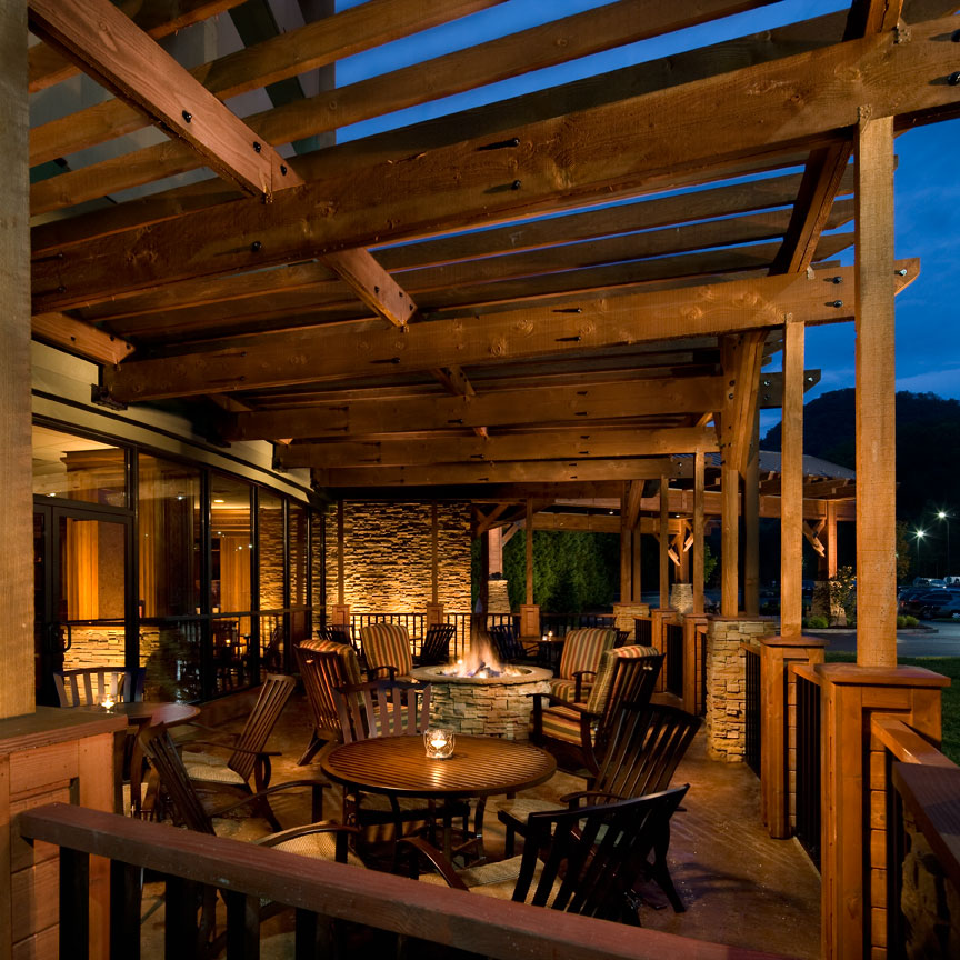 An outdoor dining patio at The Park Vista Double Tree Hotel.